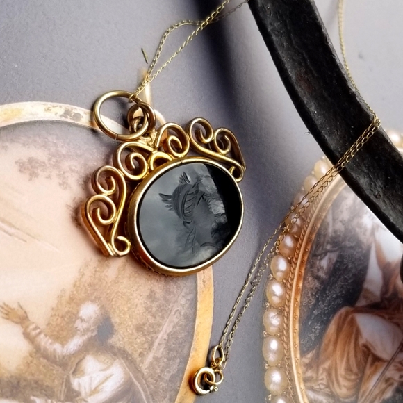 Solid 10kt Gold Victorian Roman Soldier Intaglio Carnelian Gem Pendant Necklace - Picture 4 of 9